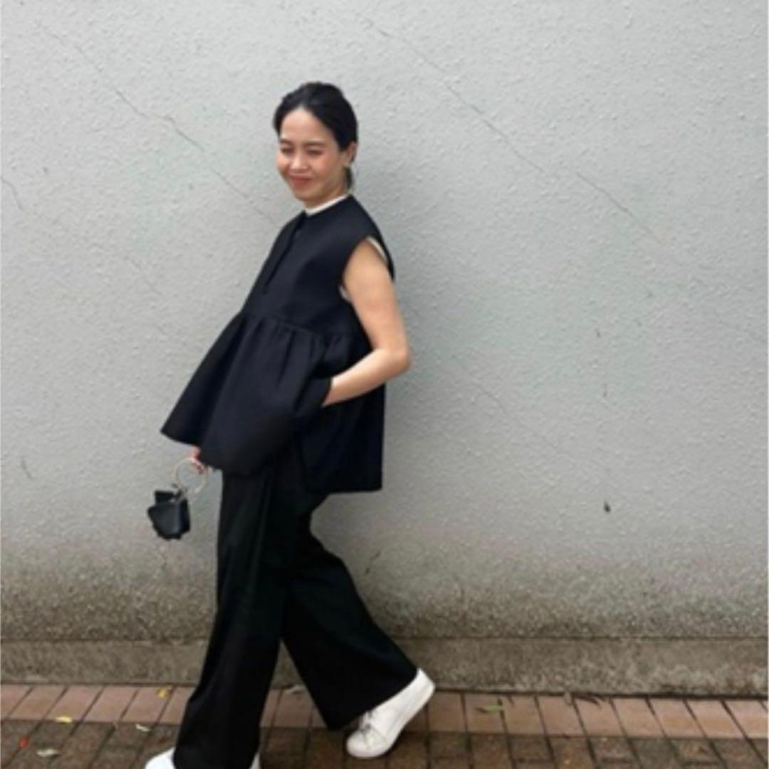 ella selectshop エラ　ドビークロスフリルジレ　ブラック　ペムラム