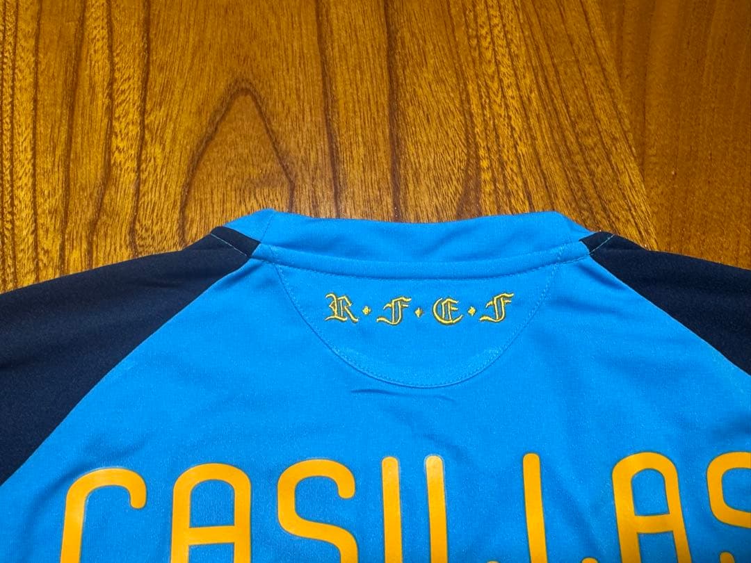 極美品 サッカー スペイン代表 背番号1 カシージャス ユニフォーム 2XO