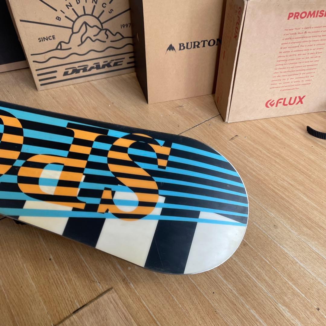 SPOON×ZUMA　キッズスノーボードセット　未使用バイン付4点セット130㎝