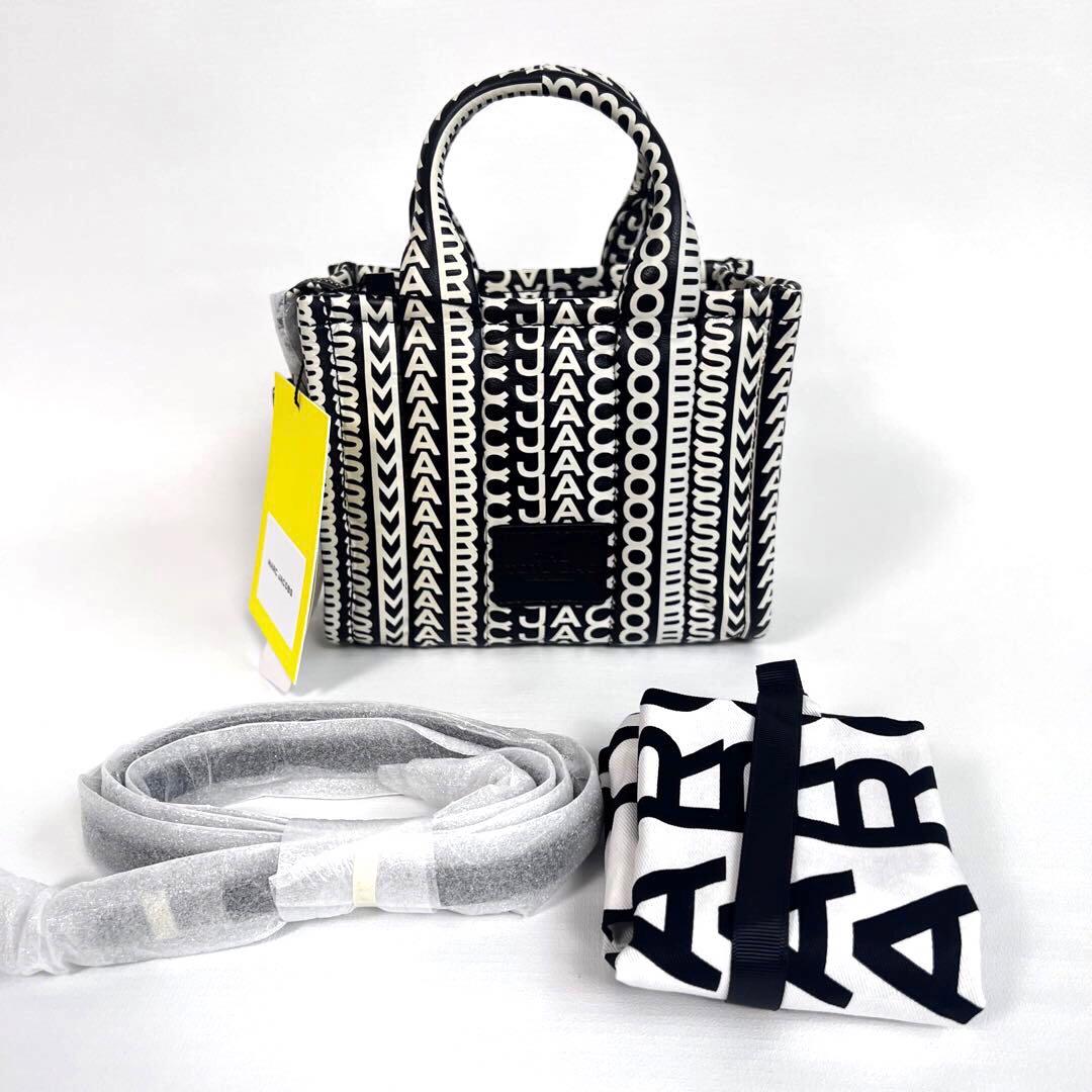 新品マーク ジェイコブス　ザモノグラムレザー クロスボディトートバッグ マイクロ