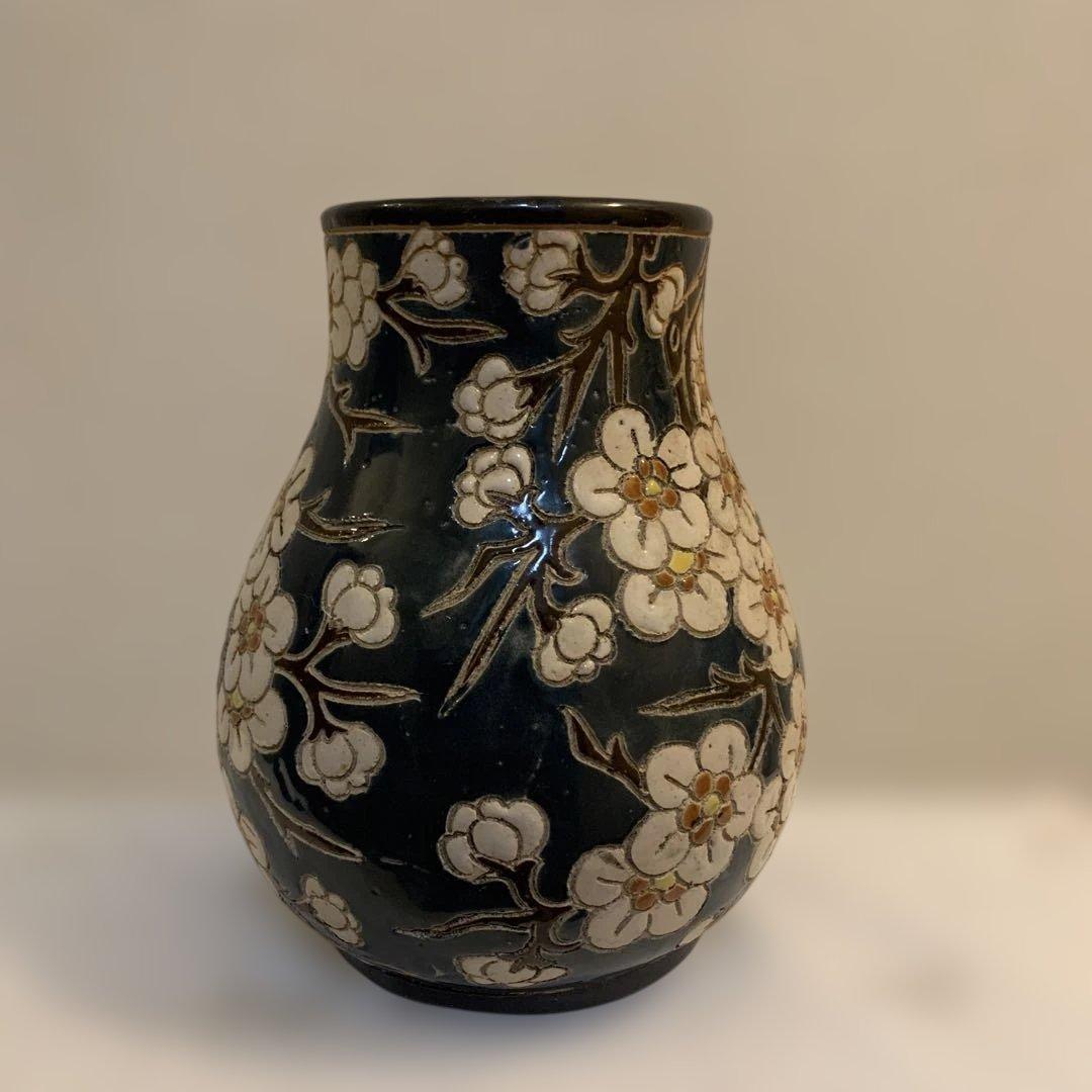 ベトナム　ヴィンテージ花器　ビエンホア　花柄　陶器　花瓶 珍品！