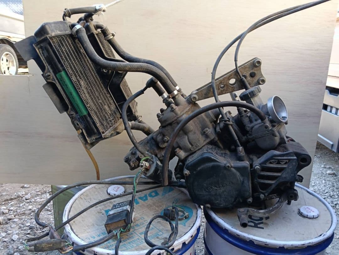 ホンダ　HONDA　CR125エンジン