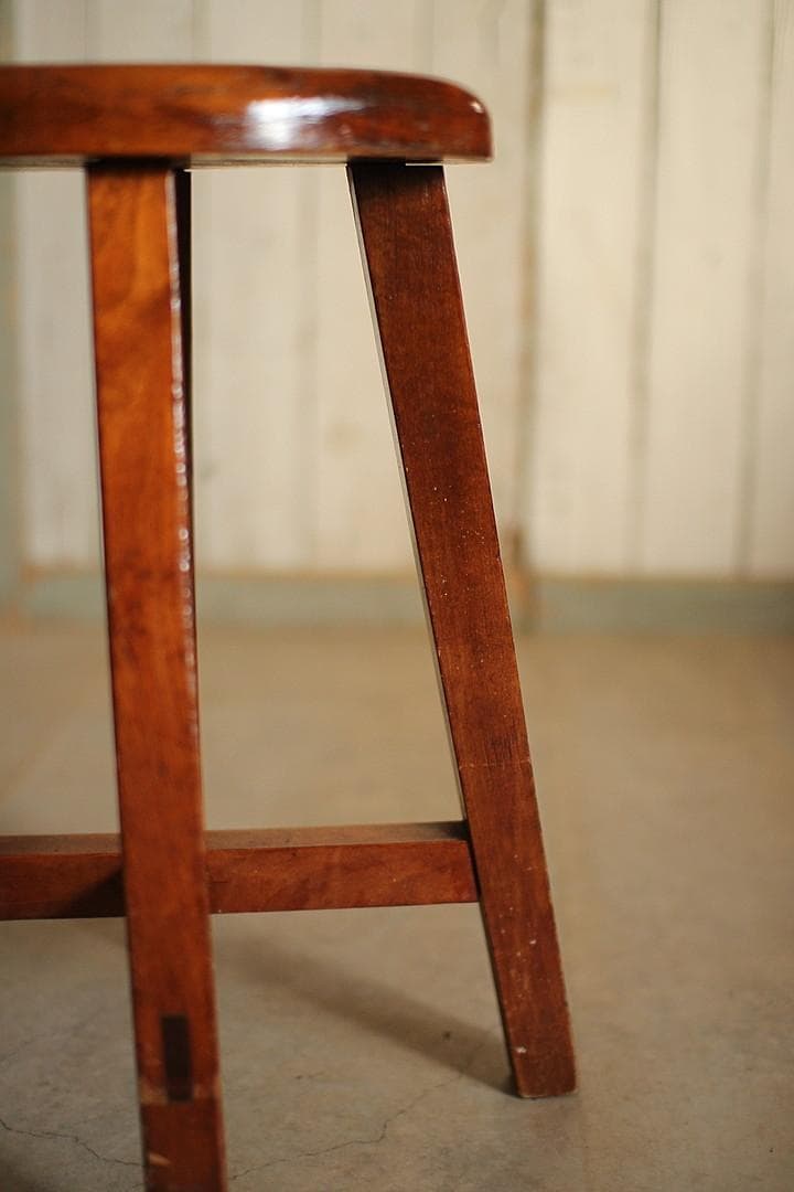 古い木製の丸椅子　スツール　チェア　古道具　古家具
