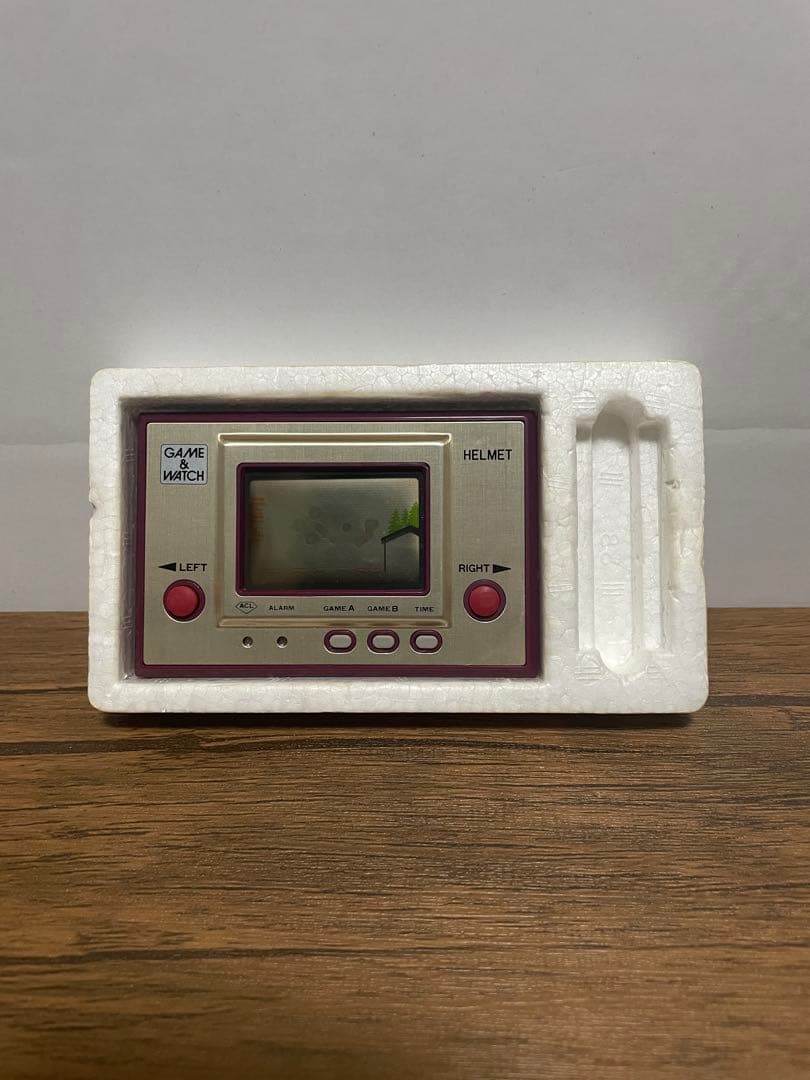 Nintendo ゲーム&ウォッチ HELMET ヘルメット　レトロ　可動品