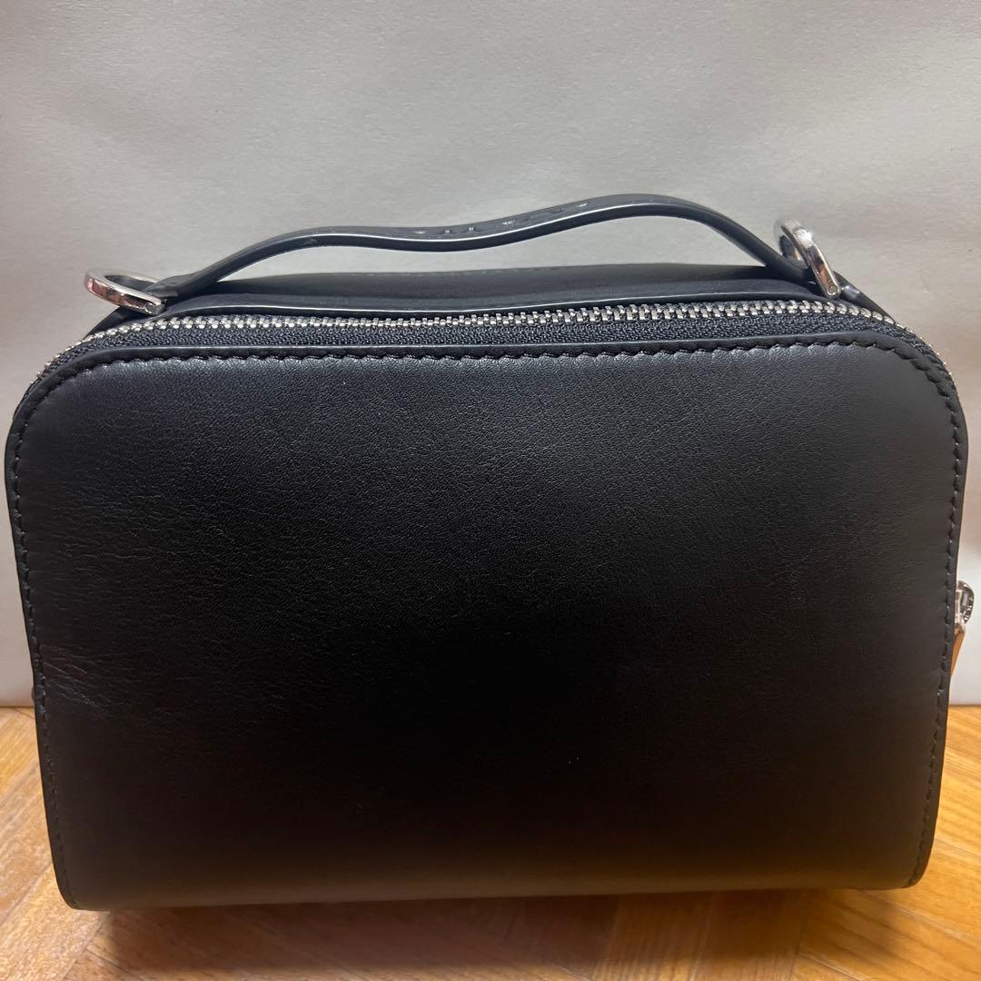 美品　LOEWE カメラクロスボディバッグ　ミニブラック