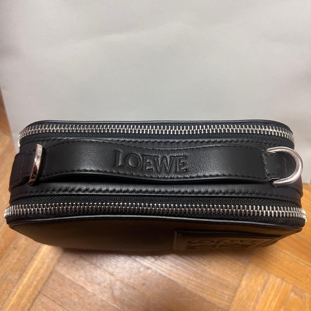 美品　LOEWE カメラクロスボディバッグ　ミニブラック