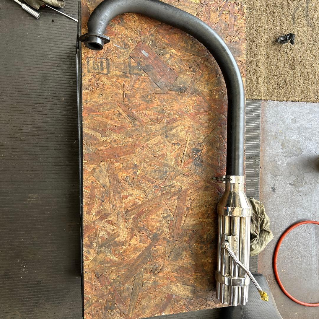 TW200 225社外マフラー　ガトリングマフラー