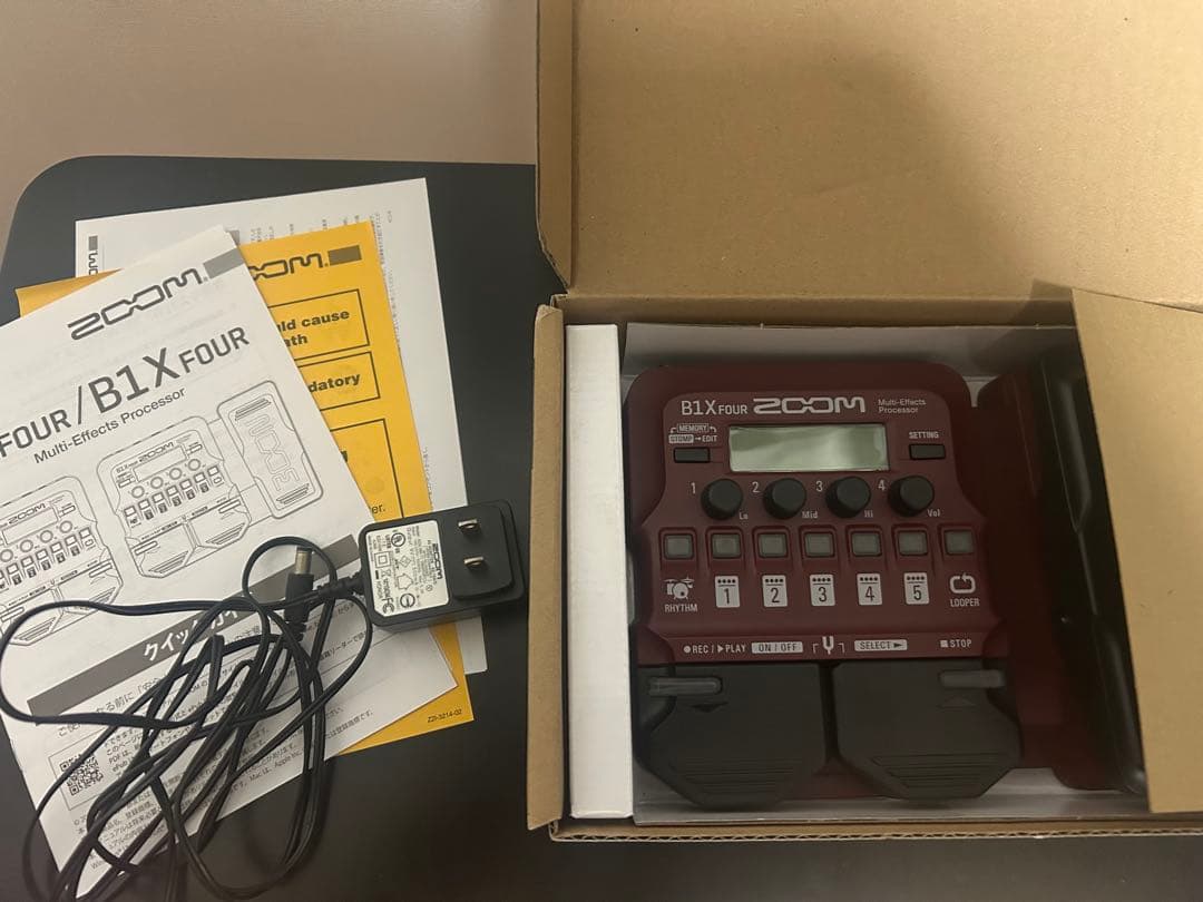 (美品)ZOOM B1X FOUR アダプター付き