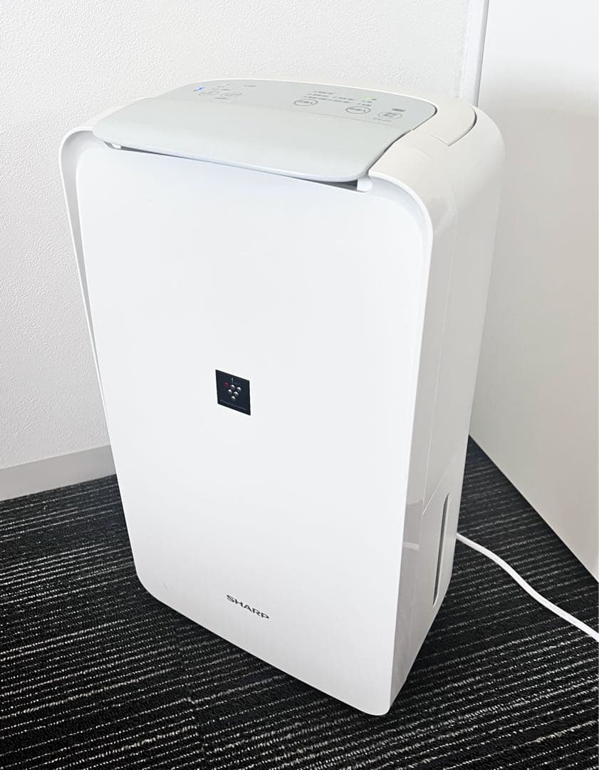 SHARPシャーププラズマクラスター除湿機衣類乾燥機 CV-J71-W