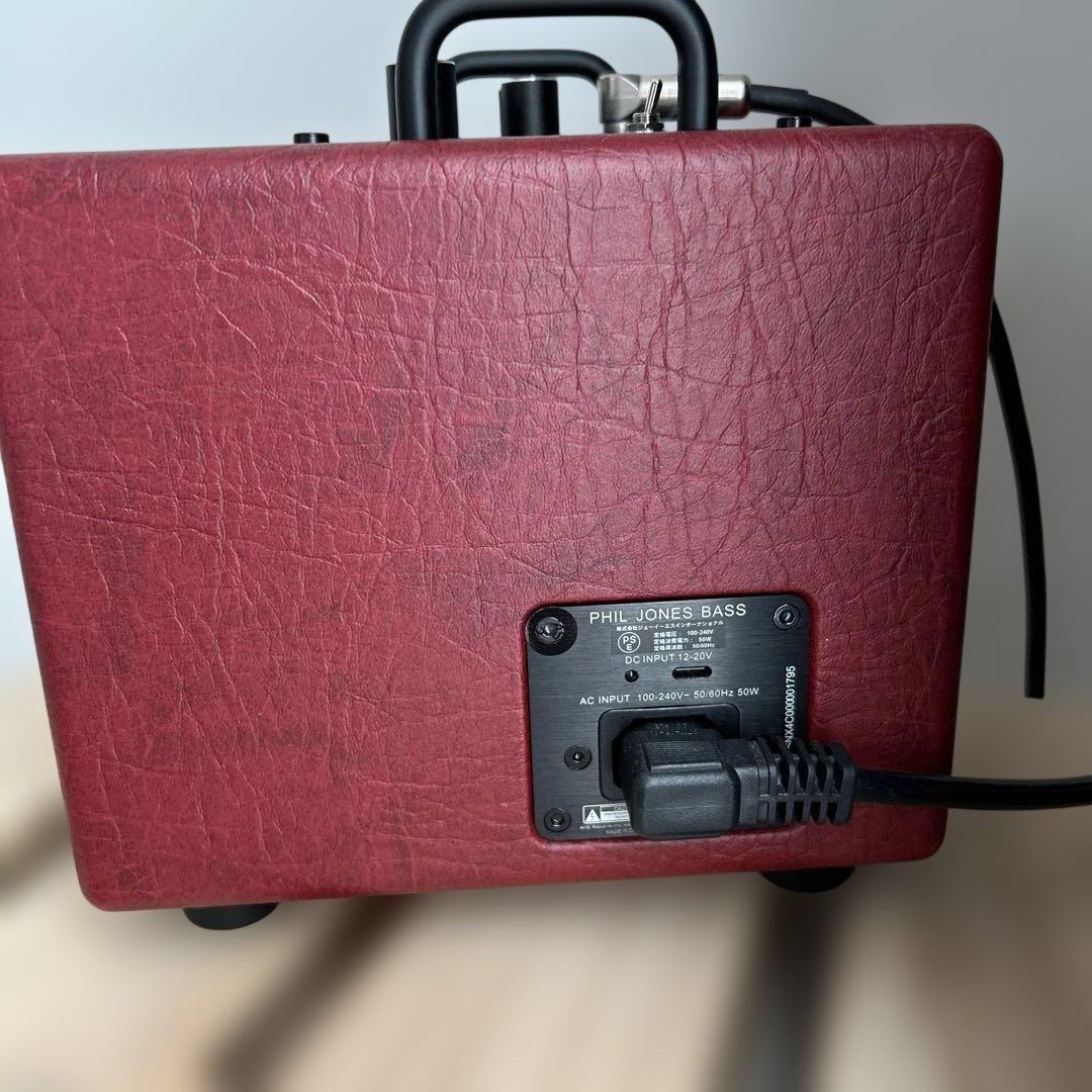 PHIL JONES BASS X4C ベース用アンプ PJB X4C
