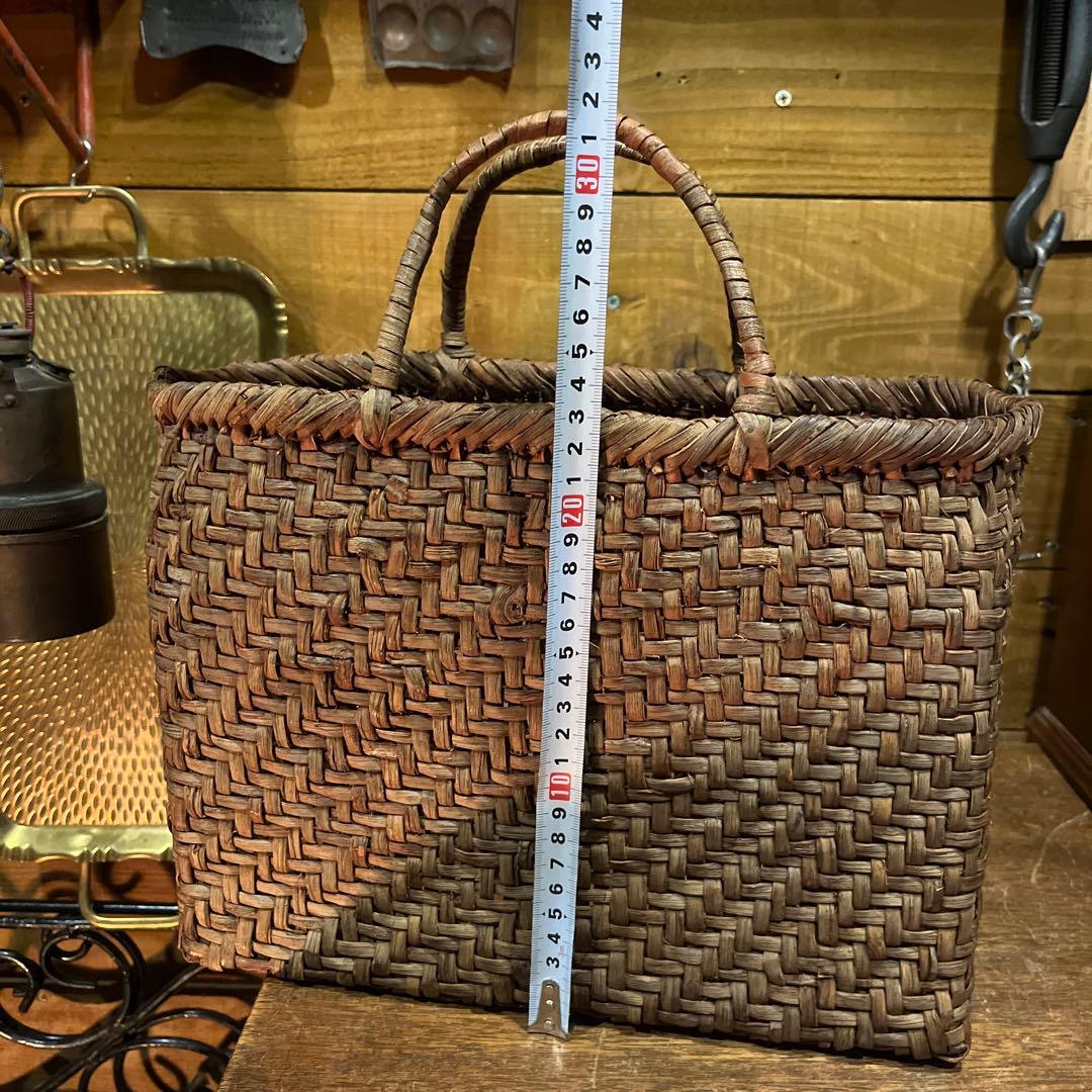 hono希少な山葡萄バック