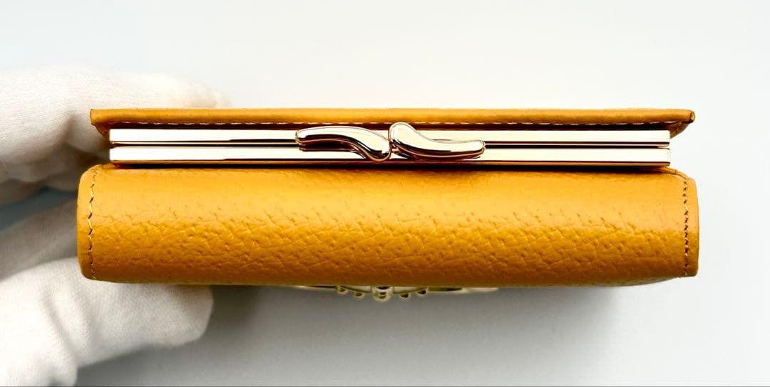 【♡新品✦レア♡】Vivienne Westwood 三つ折り財布 イエロー