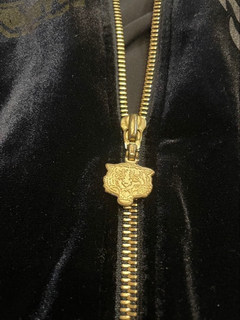 人気モデル　オニツカタイガー　ベロア　トラックジャケット　ブラック　黒