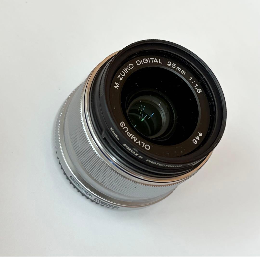 オリンパス M.ZUIKO DIGITAL 25mm F1.8 単焦点レンズ