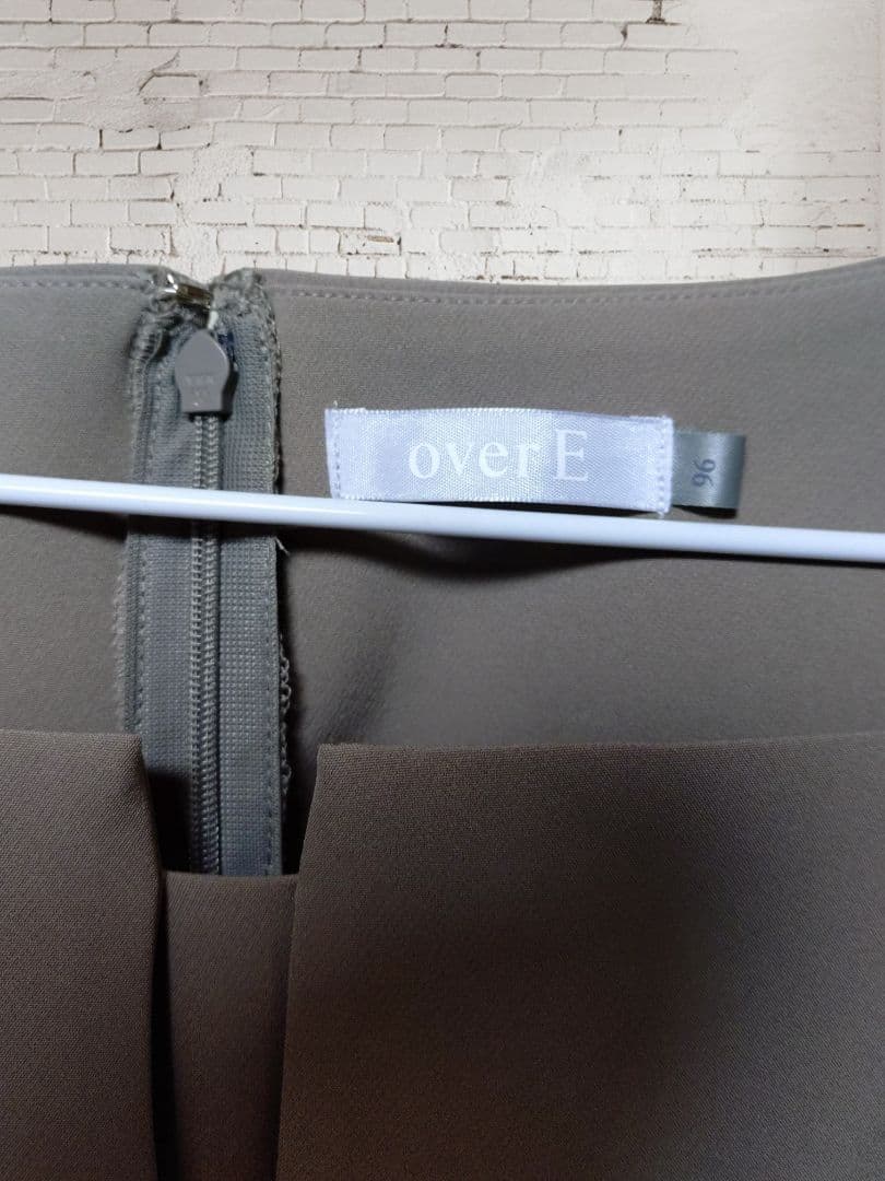 の　OVERE　オーバーイー　ベージュ　七分袖　ワンピース　96 新品