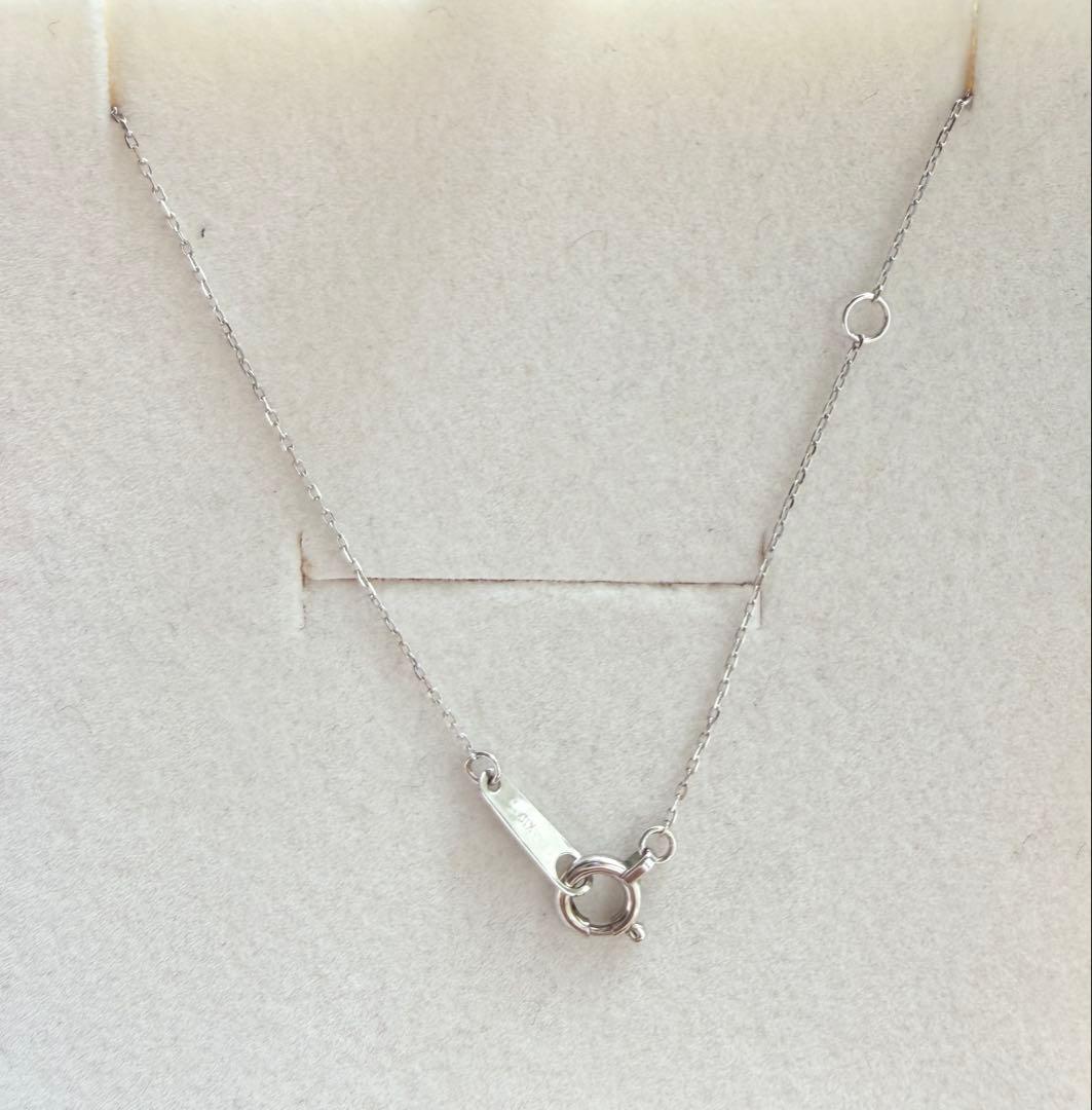 カナル4°C K10フラワーモチーフ　ホワイトゴールドネックレス　花