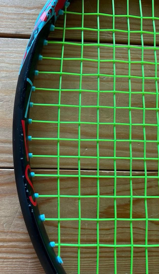 YONEX テニスラケットジオブレイク 70 バーサス. 02GB70VS