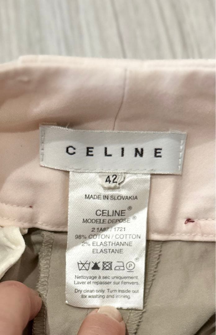 セリーヌ　ハーフパンツ