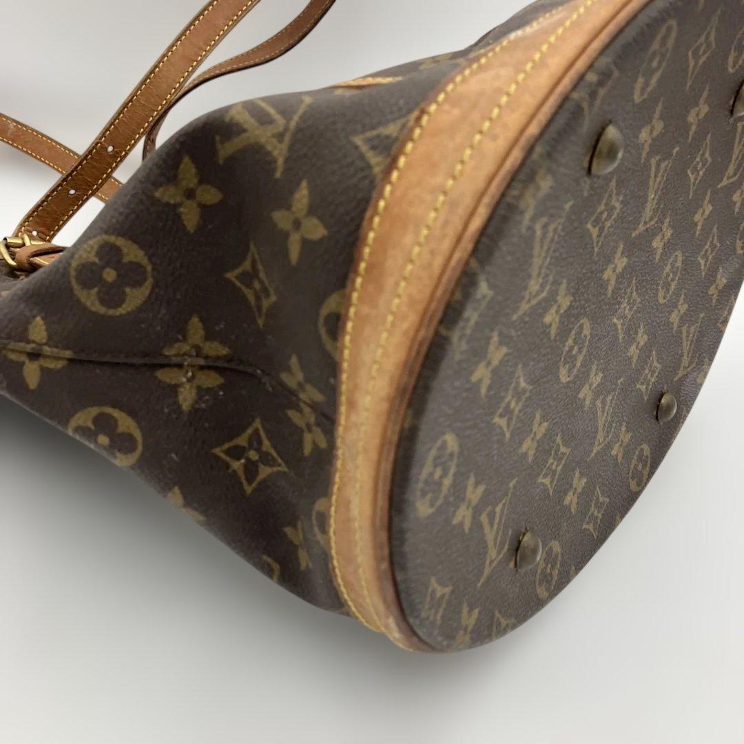 ルイヴィトン バケット GM モノグラム トートバッグ M42236