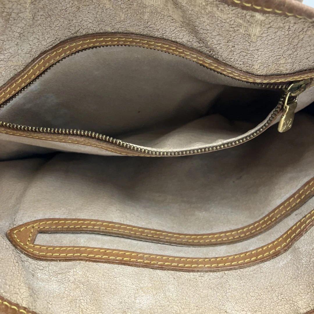 ルイヴィトン バケット GM モノグラム トートバッグ M42236