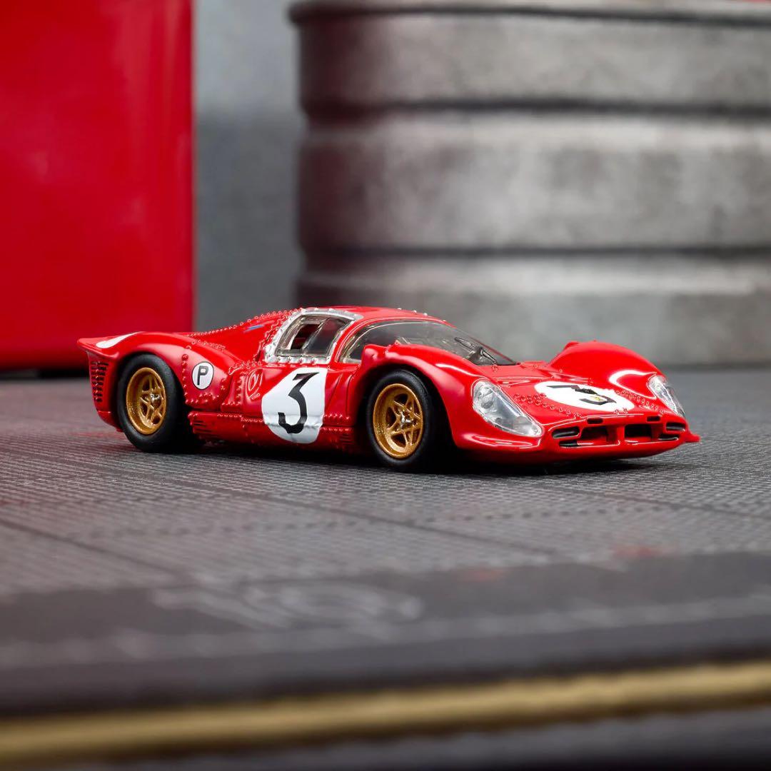 ミニカー Hot Wheels ELITE 64 1967 Ferrari 330 P4