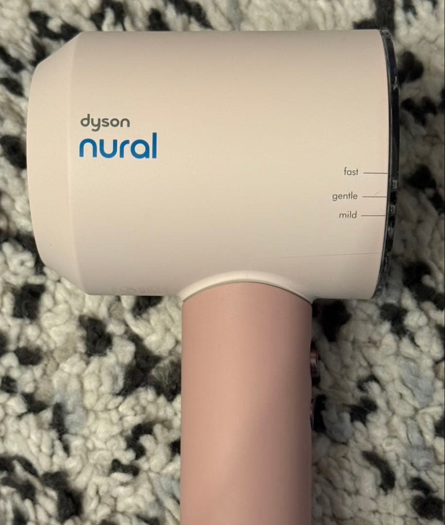【値下】Dysonダイソンドライヤー Supersonic NuralShine