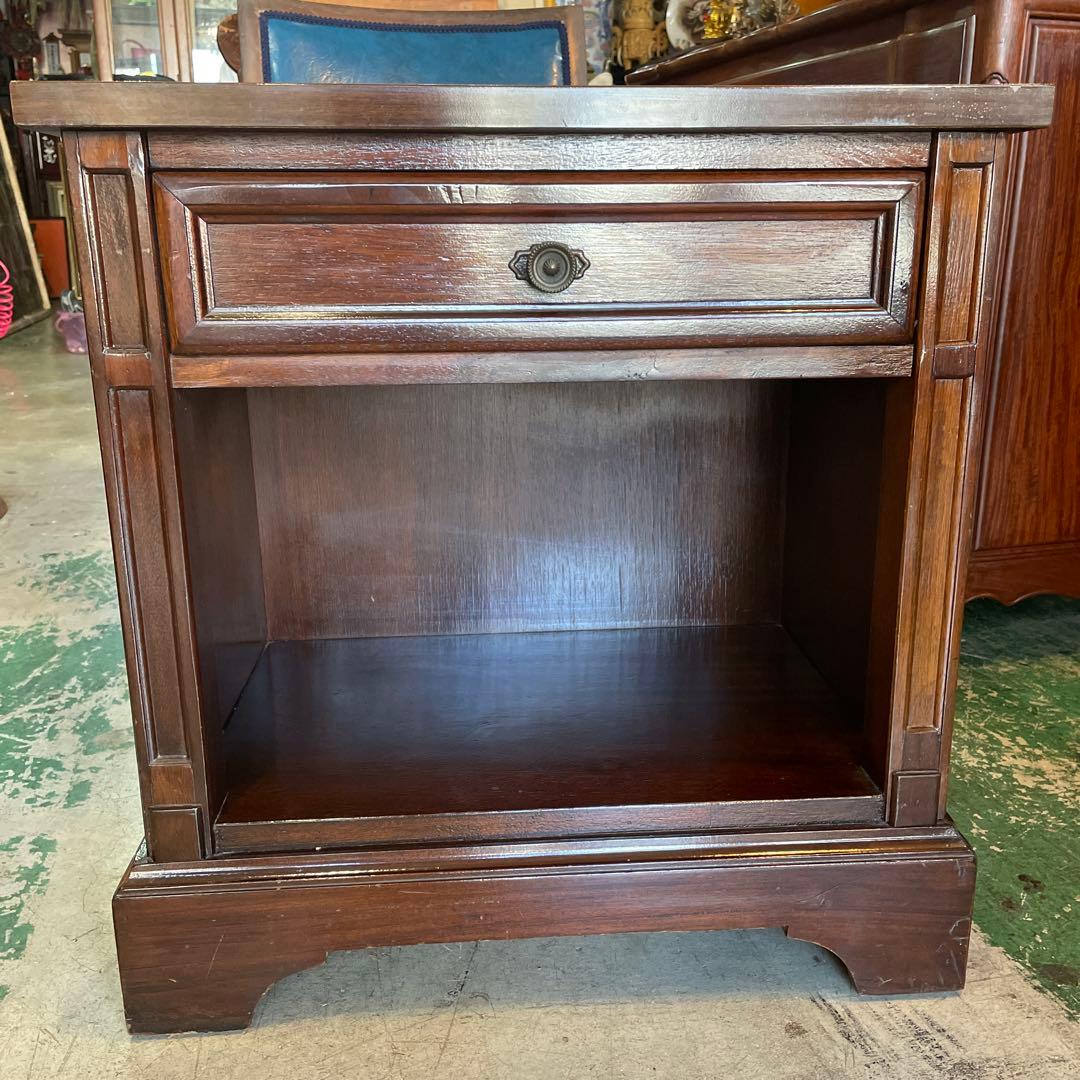 値下げ‼︎ アメリカン・ヴィンテージ・ナイトテーブル