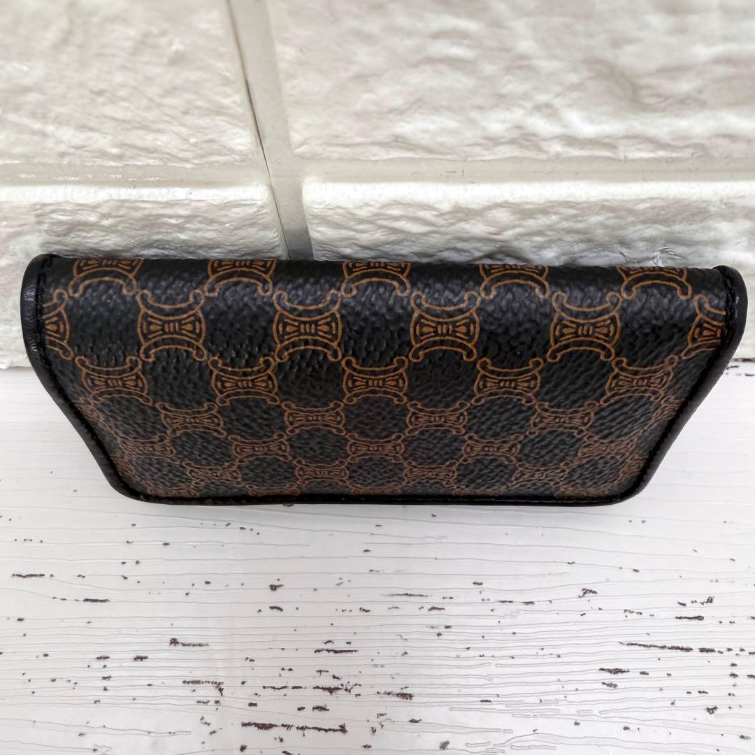 美品✨　セリーヌ　キーケース　6連　レザー　黒マカダム柄