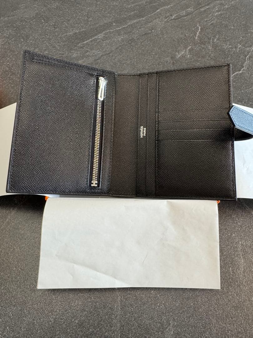 定価以下【新品/未使用】HERMES べアンコンパクト モノクローム (K刻印)