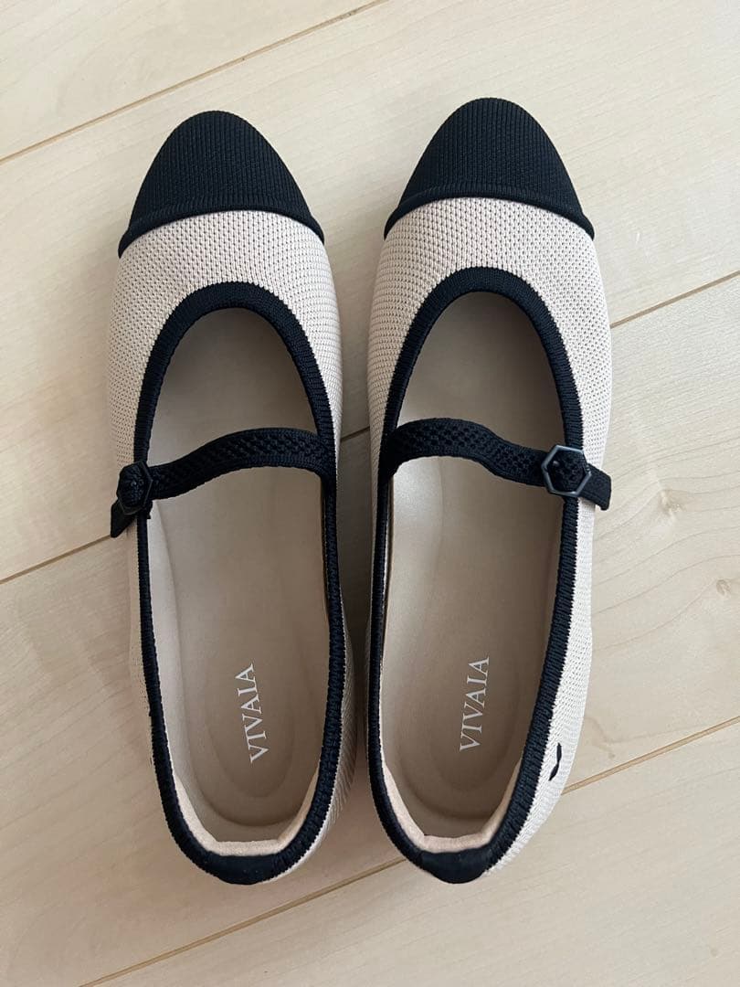 VIVAIA アーモンドトゥ メリージェーン フラットシューズ