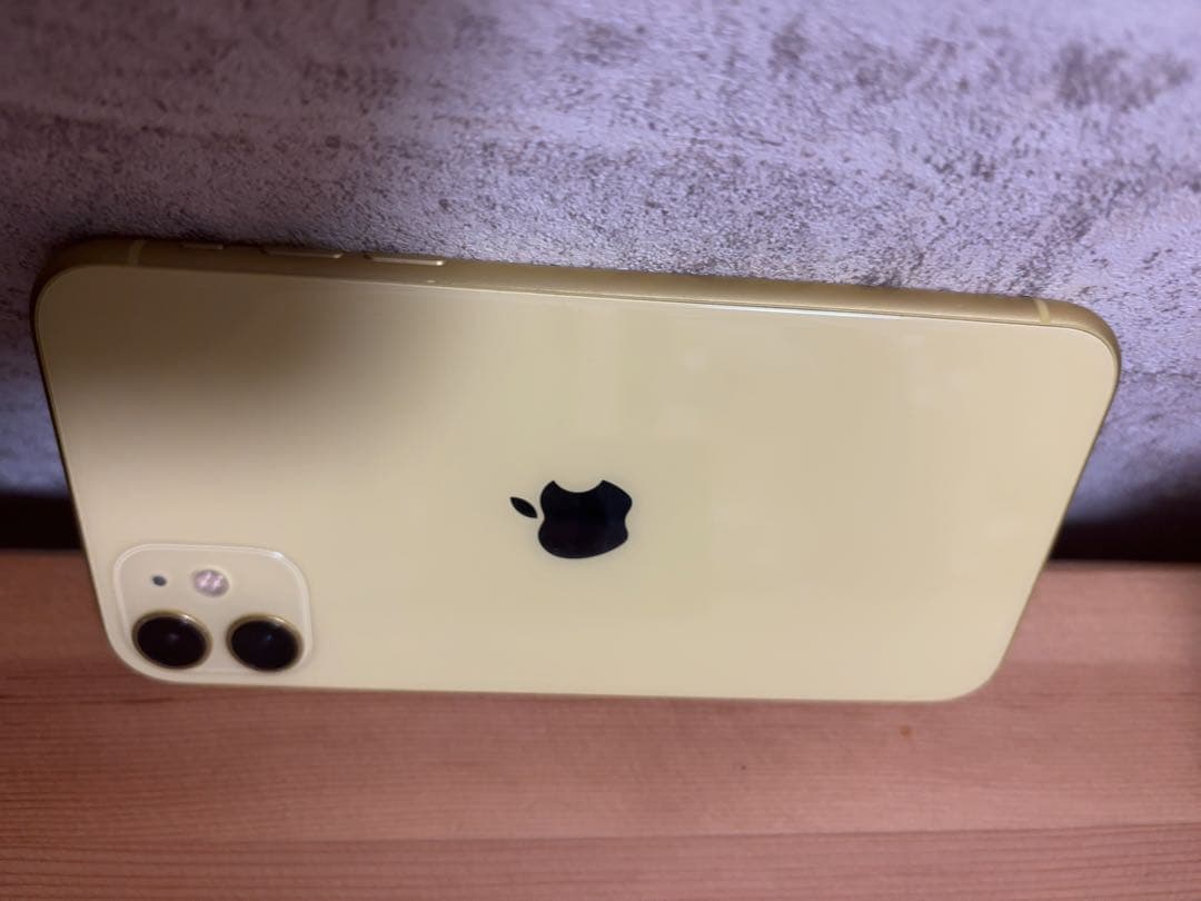 iPhone11 128GB イエロー