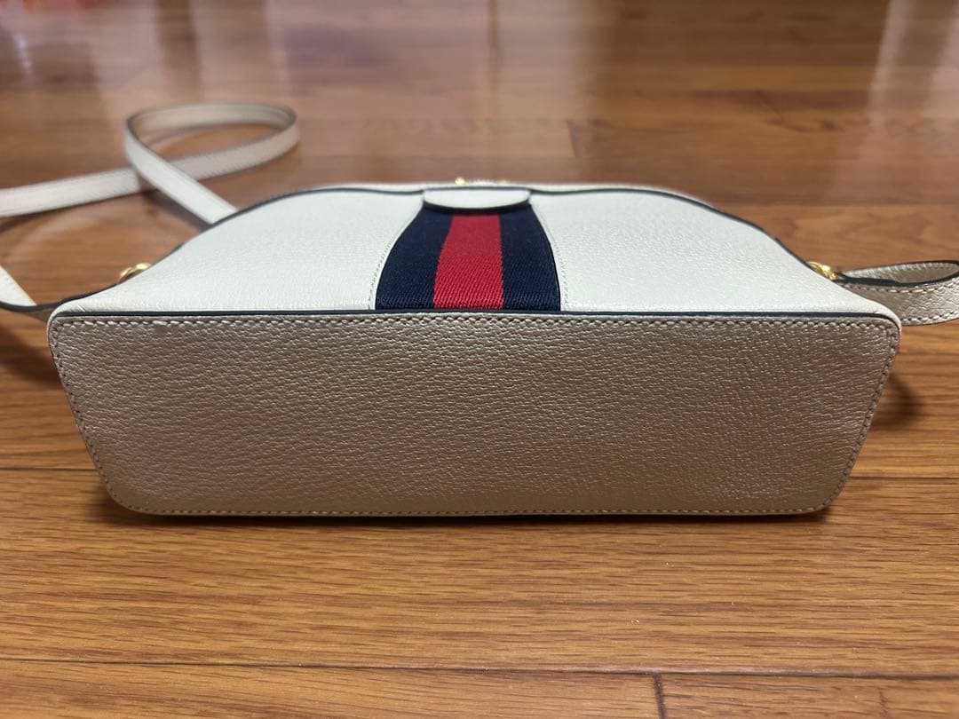 早い者勝ち！超美品⭐︎GUCCI オフィディアショルダーバック　レザーアイボリー