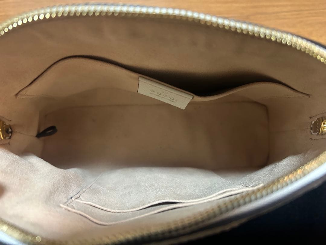 早い者勝ち！超美品⭐︎GUCCI オフィディアショルダーバック　レザーアイボリー