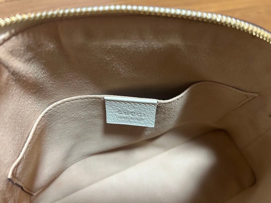 早い者勝ち！超美品⭐︎GUCCI オフィディアショルダーバック　レザーアイボリー