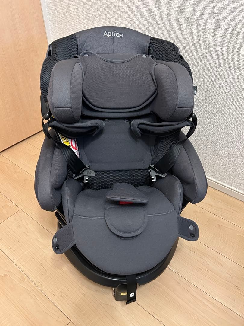 Aprica フラディアグロウ グレー ISOFIX対応 2023年購入