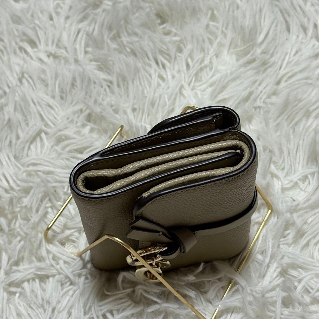 ⭐️新品未使用⭐️　Chloe　Alphbet　アルファベット　三つ折り財布