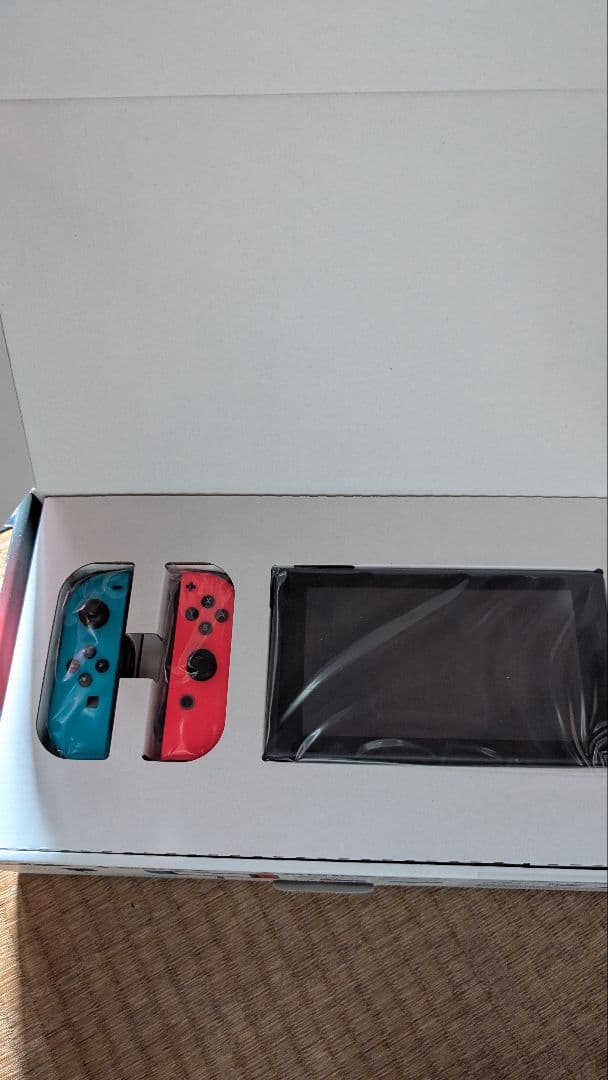 Nintendo Switch 本体 赤・青