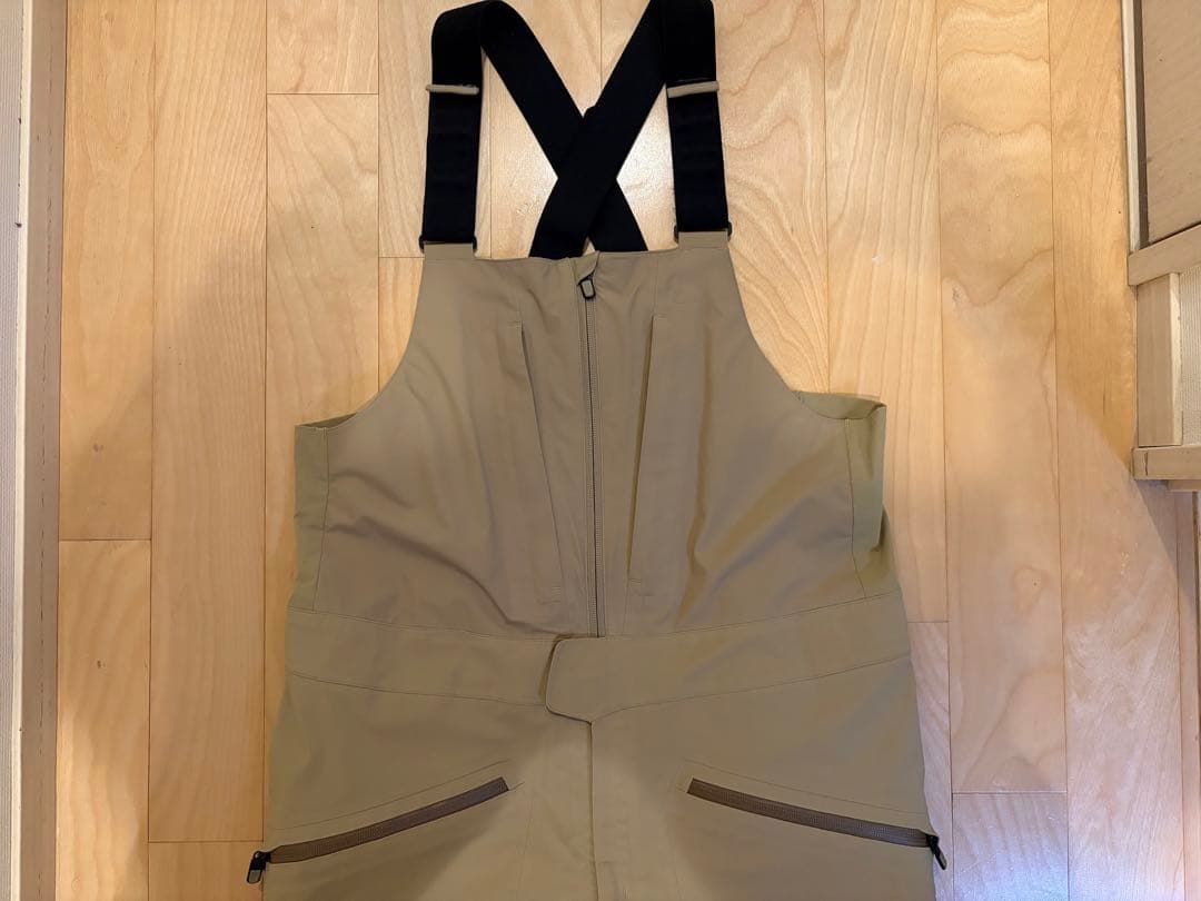 BURTON AK FREEBIRD BIB PANTバートン フリーバード M