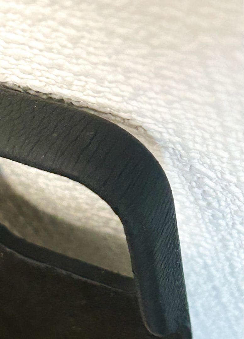 Louis Vuitton iPhone15Proレザーケース M82887