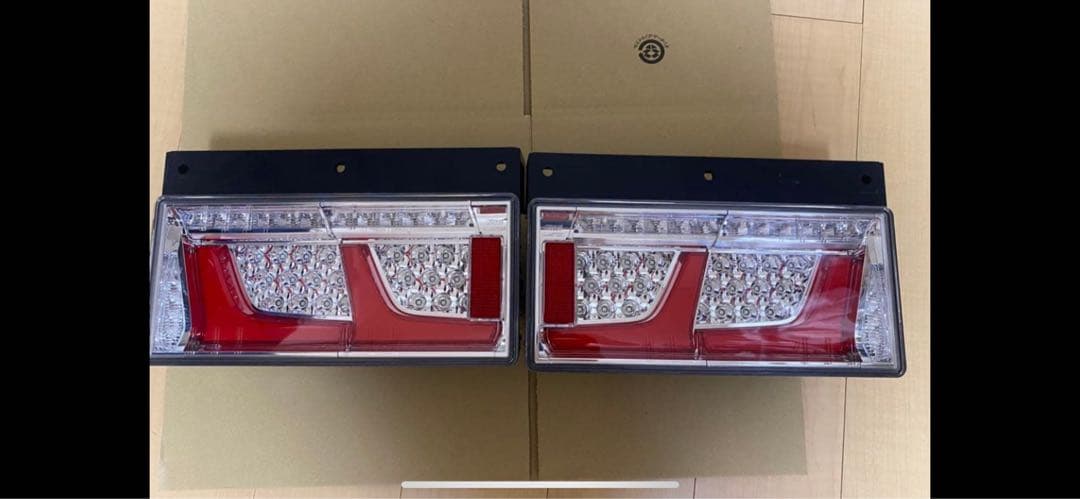 小糸製LEDテール 左右 ノーマルターン　2連　レッドver