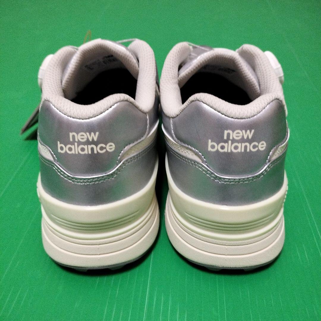 ニューバランス　ゴルフシューズ　未使用タグ付き　箱無し
