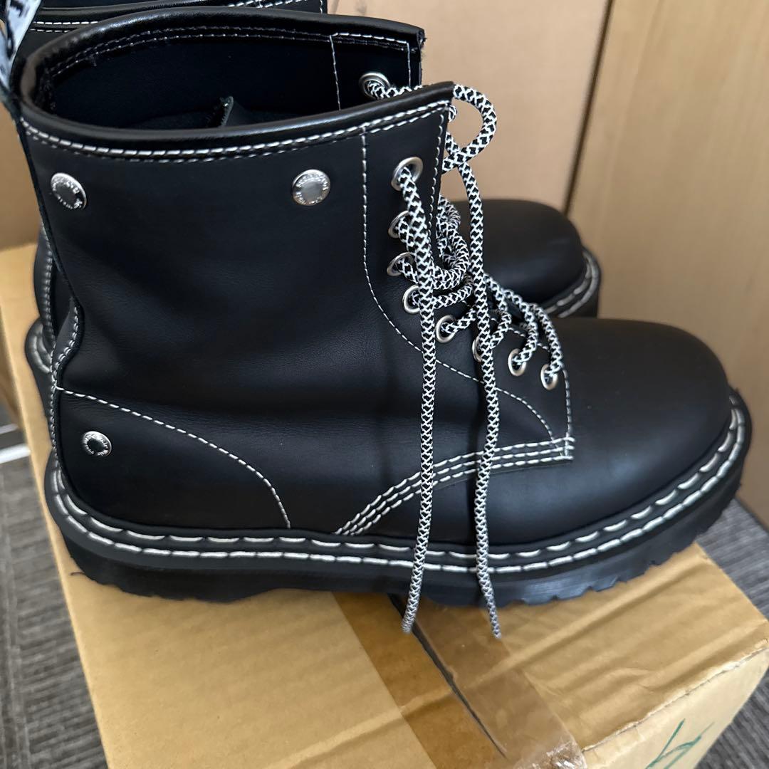 Dr.Martens ダブルステッチ　エイトホール27