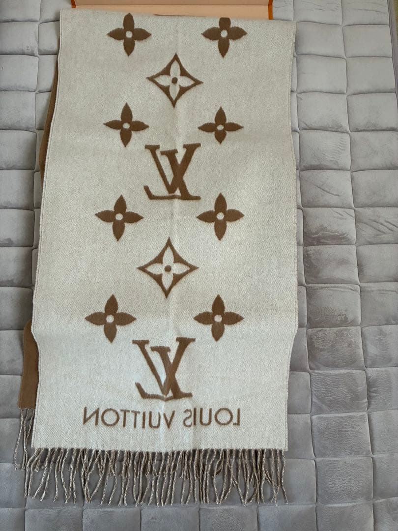 LOUIS VUITTON ブラウン マフラー　カシミヤ100%