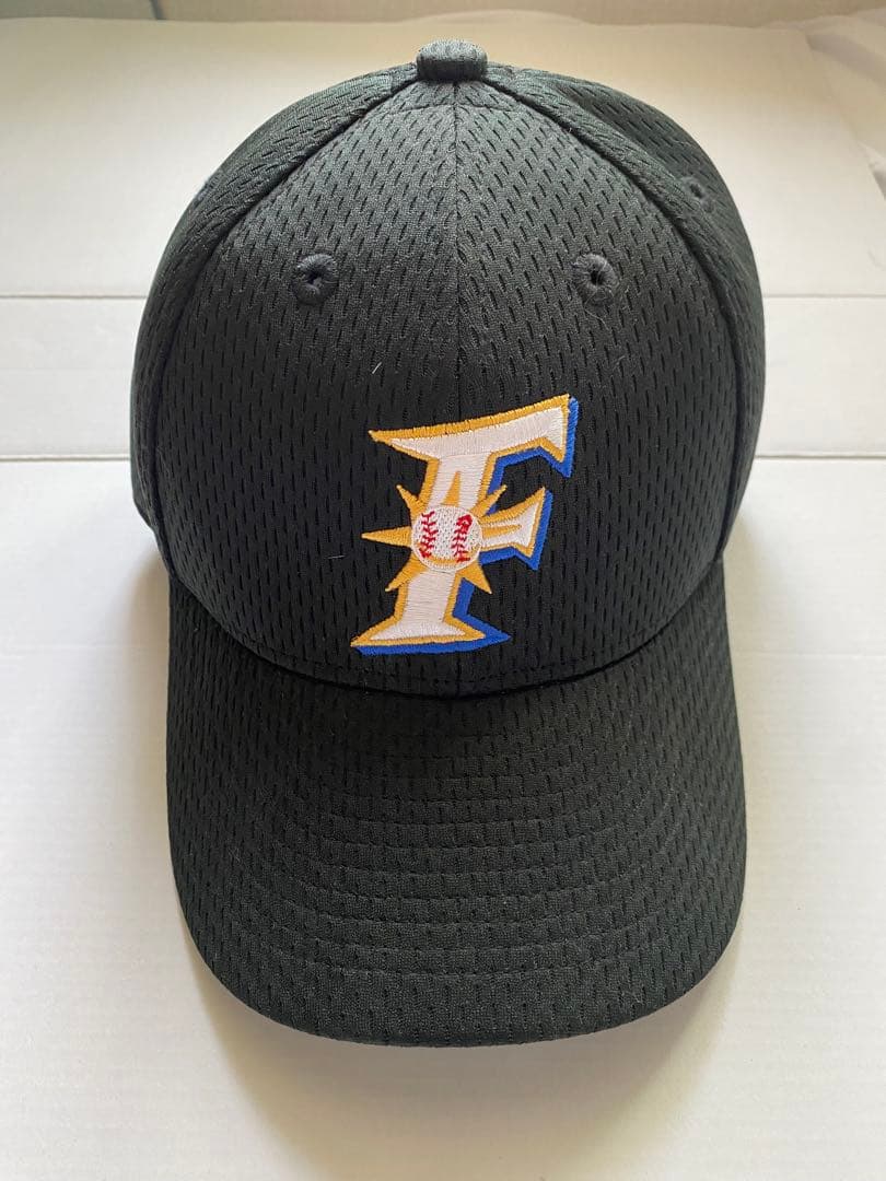 北海道日本ハムファイターズ　キャップ