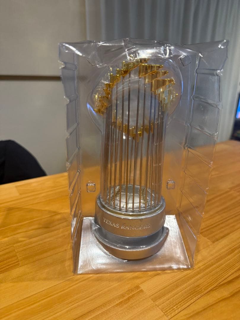 【テキサスレンジャーズ】 ワールドシリーズ レプリカ トロフィー