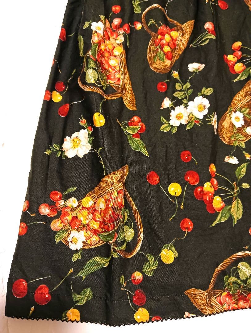 ピンクハウス　野ばらとチェリープリントミディワンピース