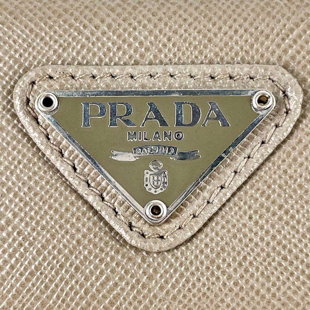 PRADA プラダ 6P レザー グレージュ キーケース　サフィアーノ　男女兼用