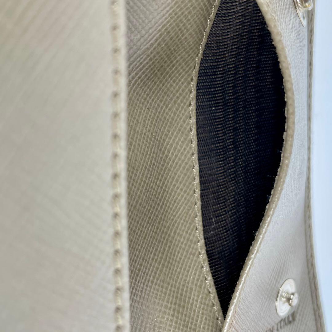 PRADA プラダ 6P レザー グレージュ キーケース　サフィアーノ　男女兼用