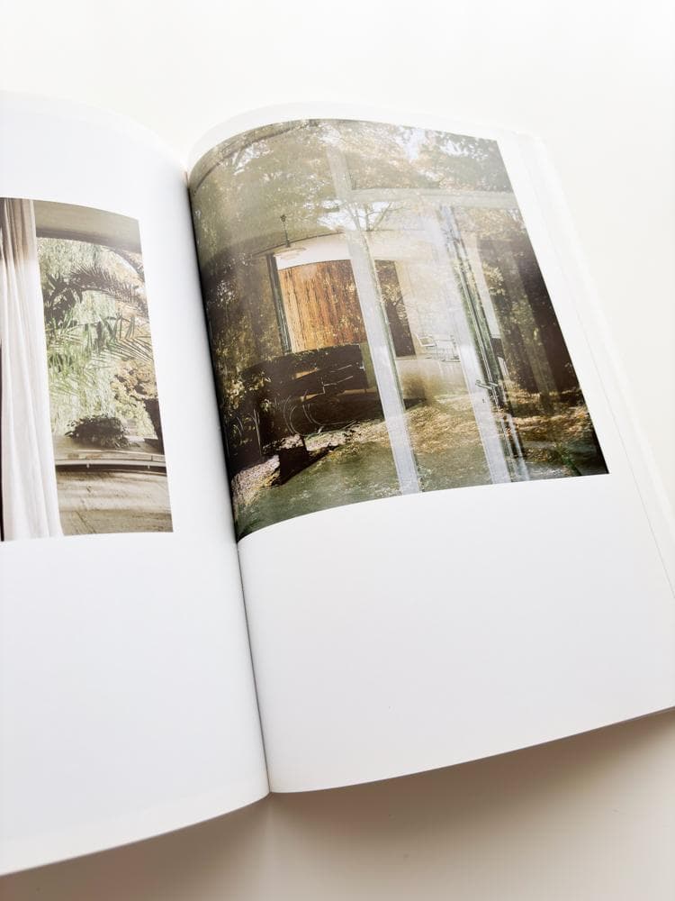 洋書 Mies van der Rohe: Vila Tugendhat Brno