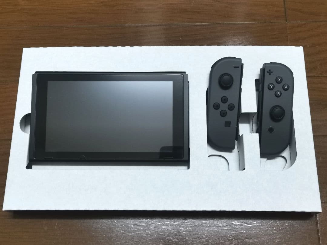 Nintendo Switch 本体 未使用